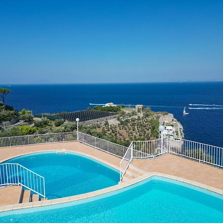 Villaggio Villa Lubrense Масса-Лубренсе Екстер'єр фото