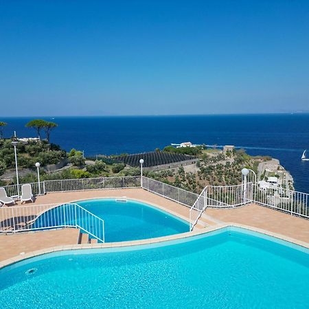 Villaggio Villa Lubrense Масса-Лубренсе Екстер'єр фото