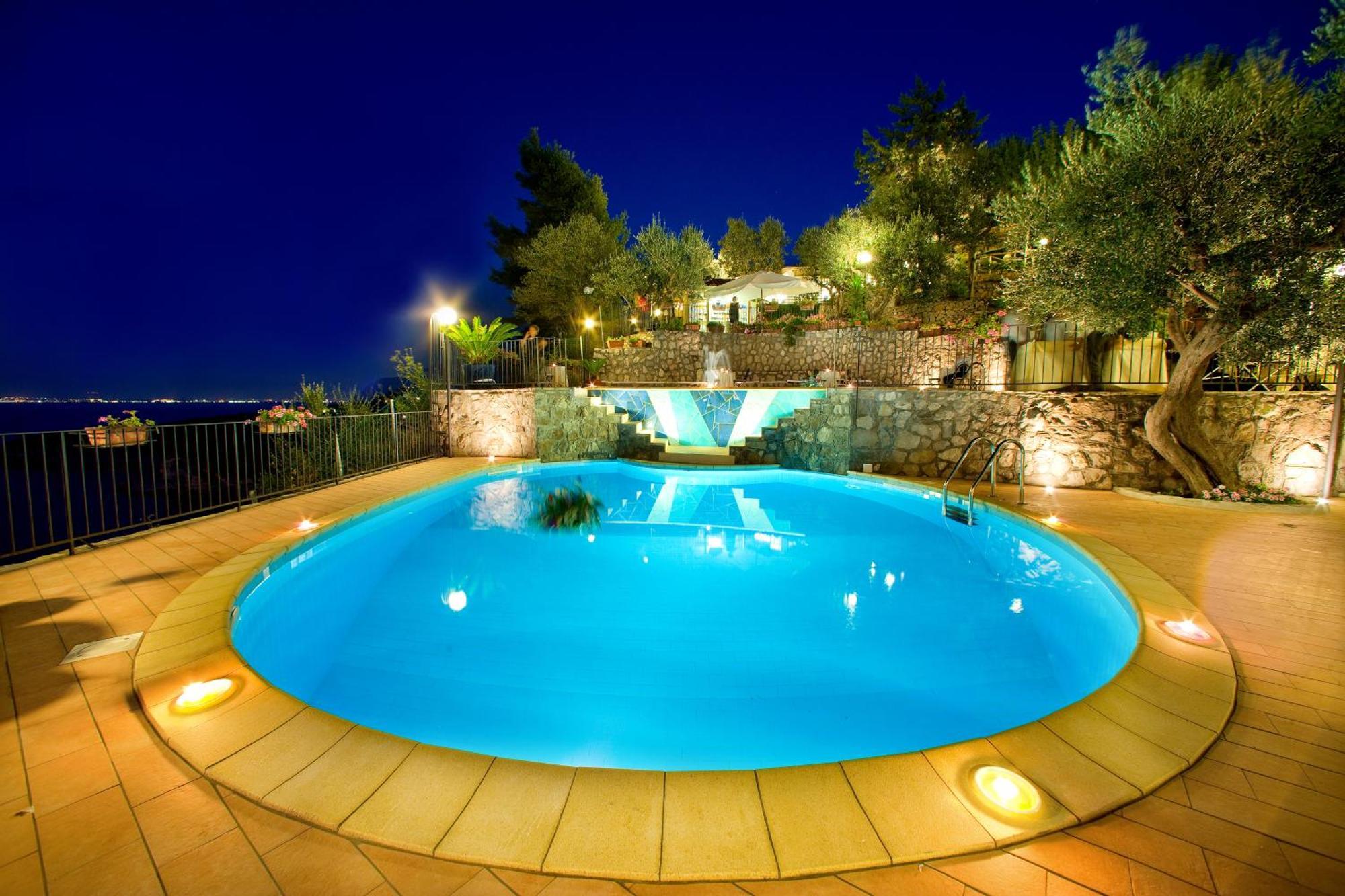 Villaggio Villa Lubrense Масса-Лубренсе Екстер'єр фото