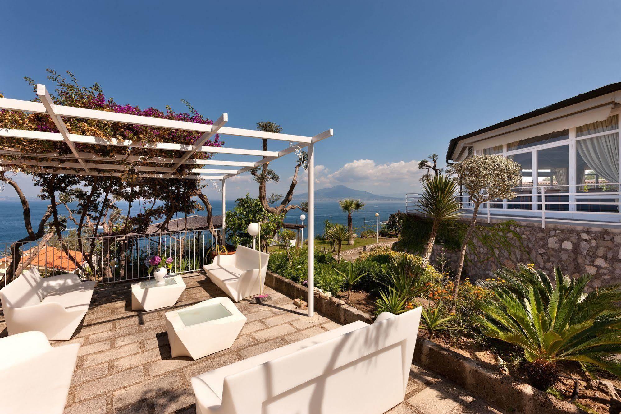 Villaggio Villa Lubrense Масса-Лубренсе Екстер'єр фото