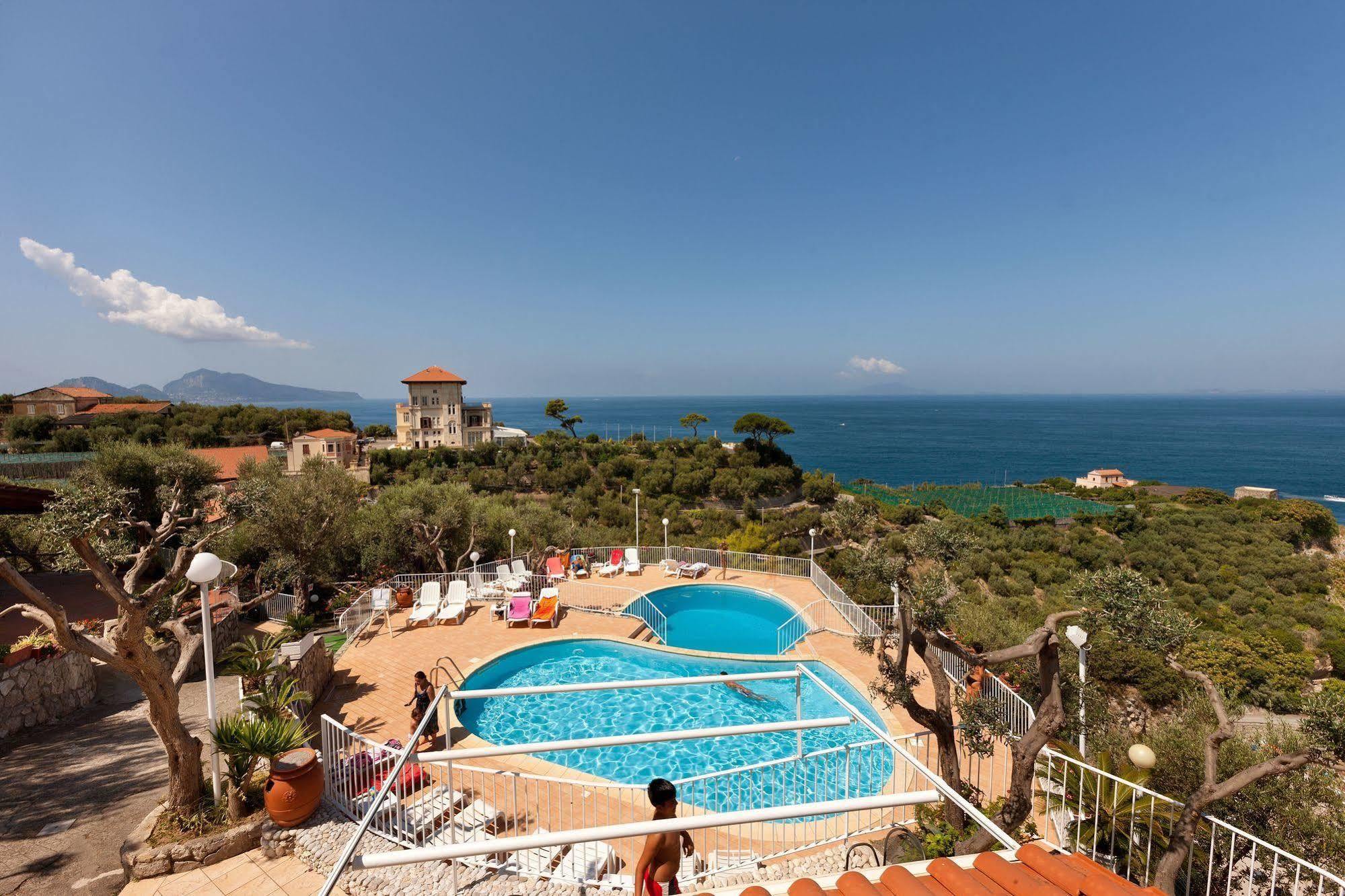 Villaggio Villa Lubrense Масса-Лубренсе Екстер'єр фото